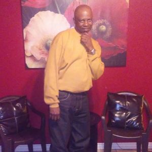 Meet your Posher, Dennis